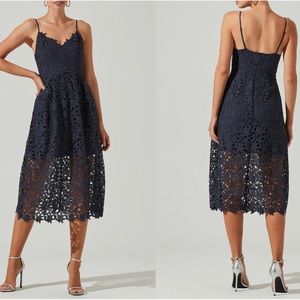 ASTR the Lable Lace Midi Dress - Black